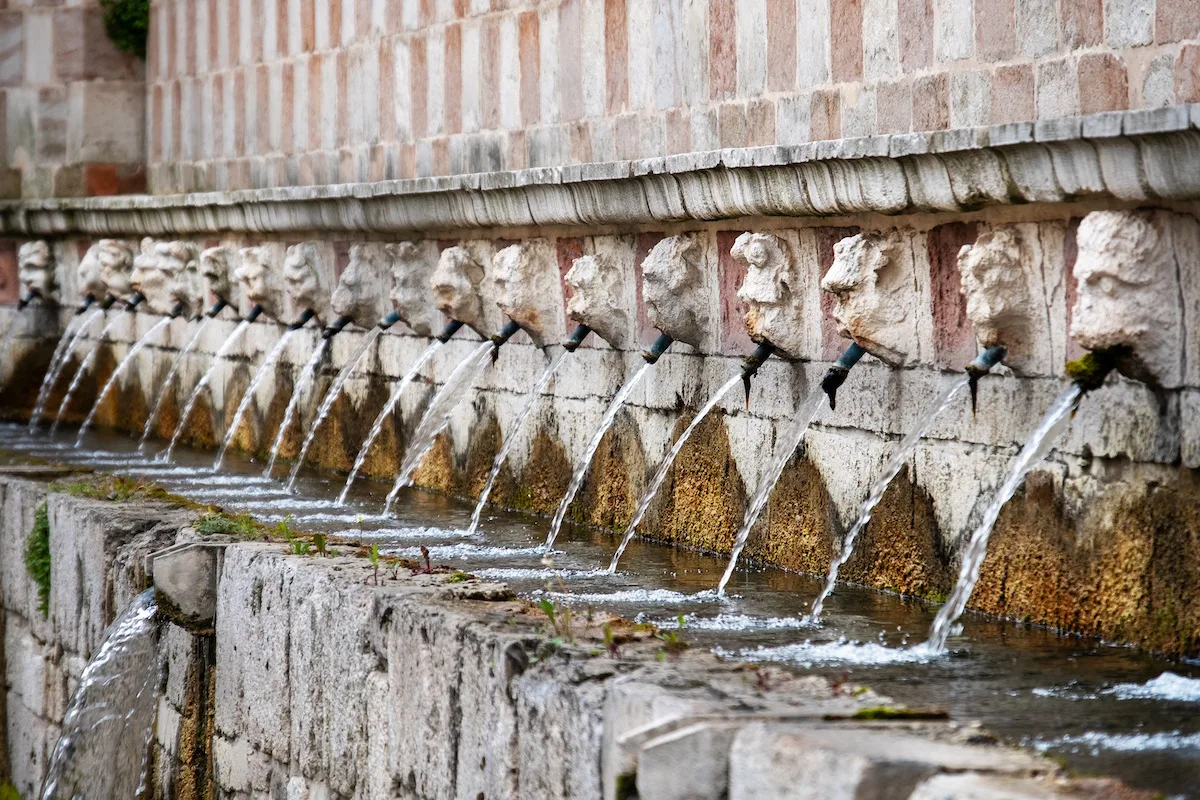 Fontana delle 99 Cannelle L'aquila